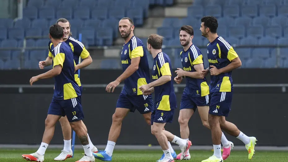 Fenerbahçe, Gençlerbirliği deplasmanı için hazırlıklara başladı