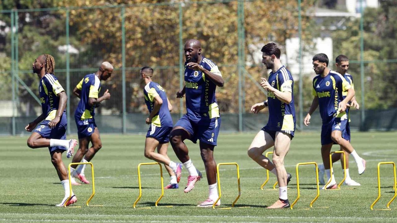 Fenerbahçe, Lyon Rövanşı İçin Hazırlıklarına Başladı