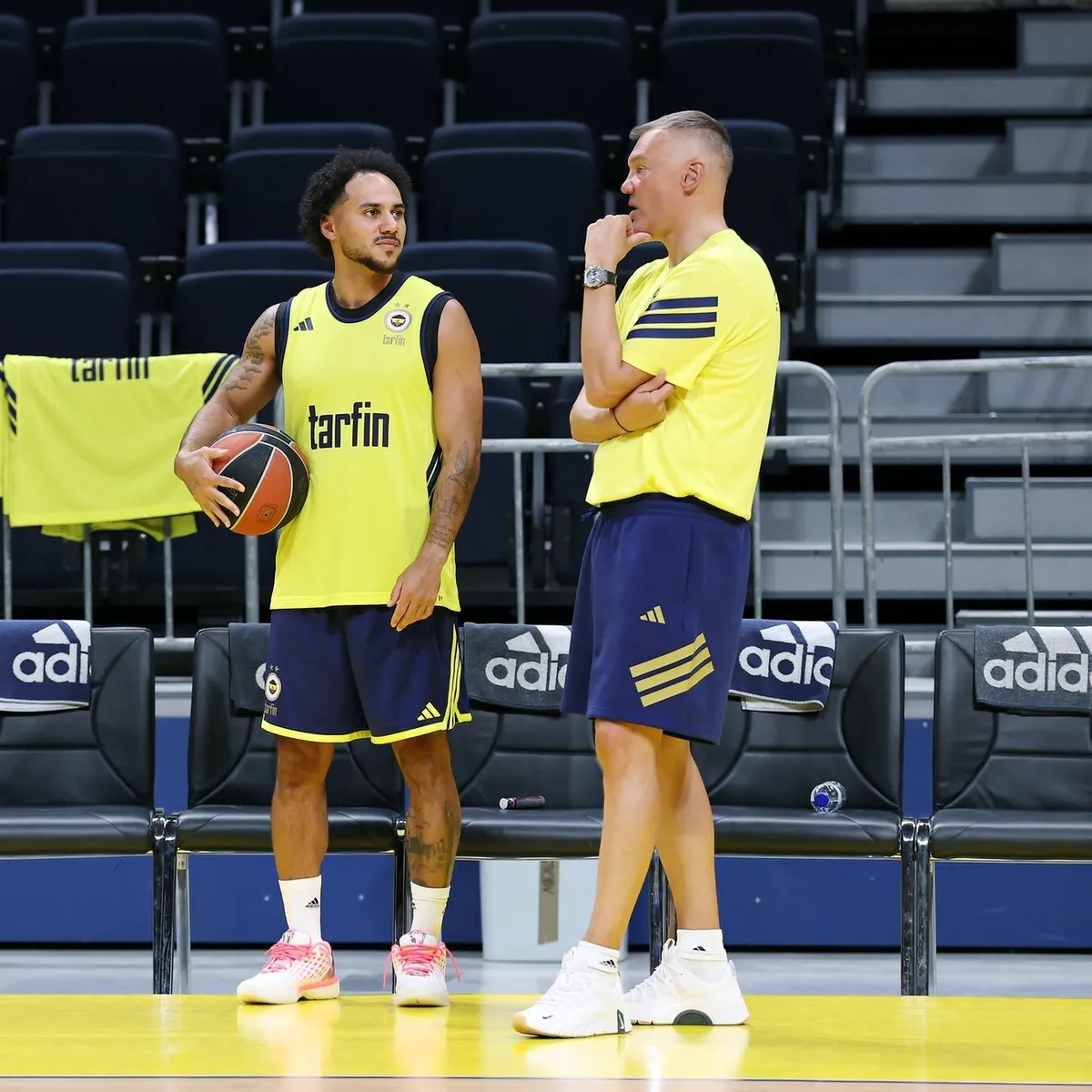 Fenerbahçe Tarfin, EuroLeague Süper Kupa'da sahaya çıkacak
