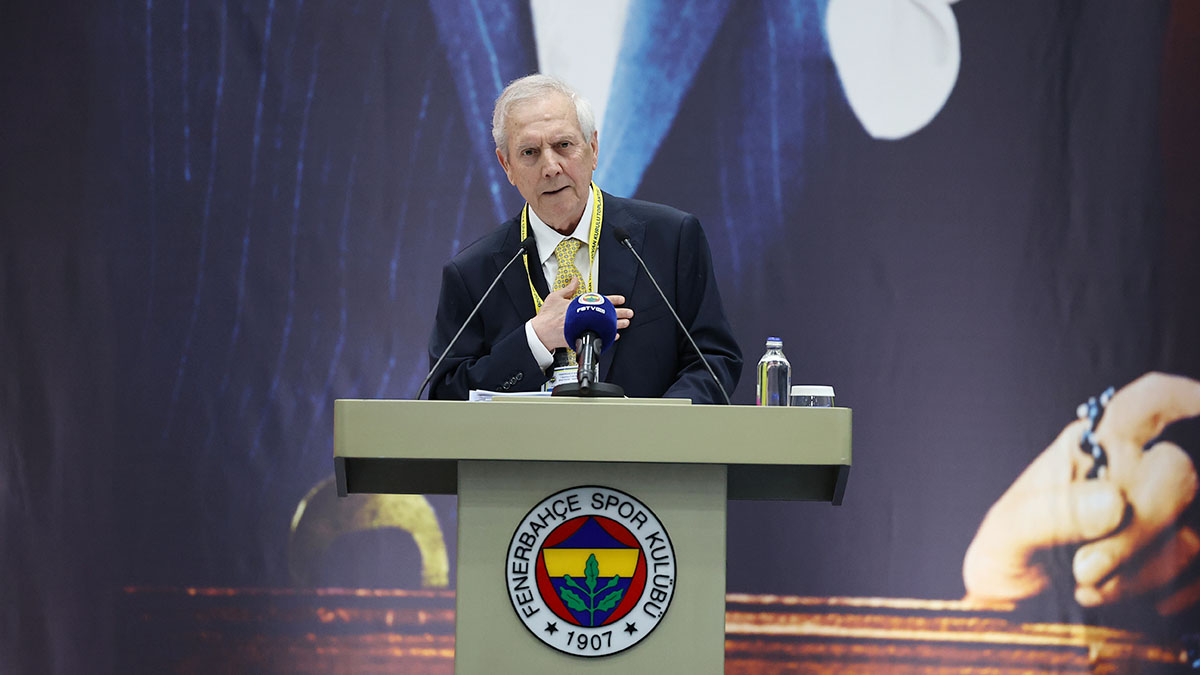 Fenerbahçe Yüksek Divan Kurulu'nda Gerginlik: Aziz Yıldırım'dan Eski Yöneticilere Sert Çıkış