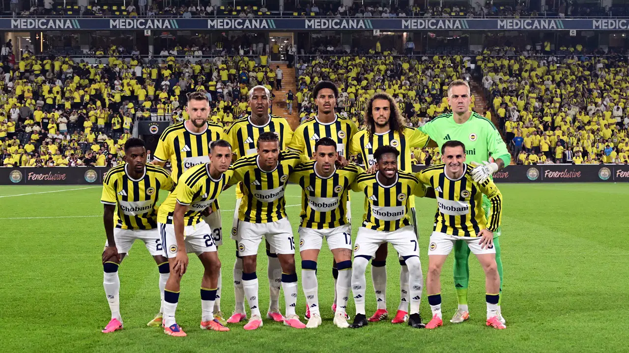Fenerbahçe'nin Sturm Graz 11'i Netleşiyor: Greenwood Yedek, Talisca Forvet